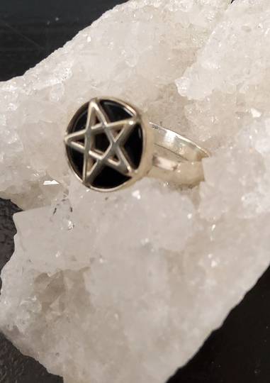 Sterling Silver Small Pentagram Ring size 6